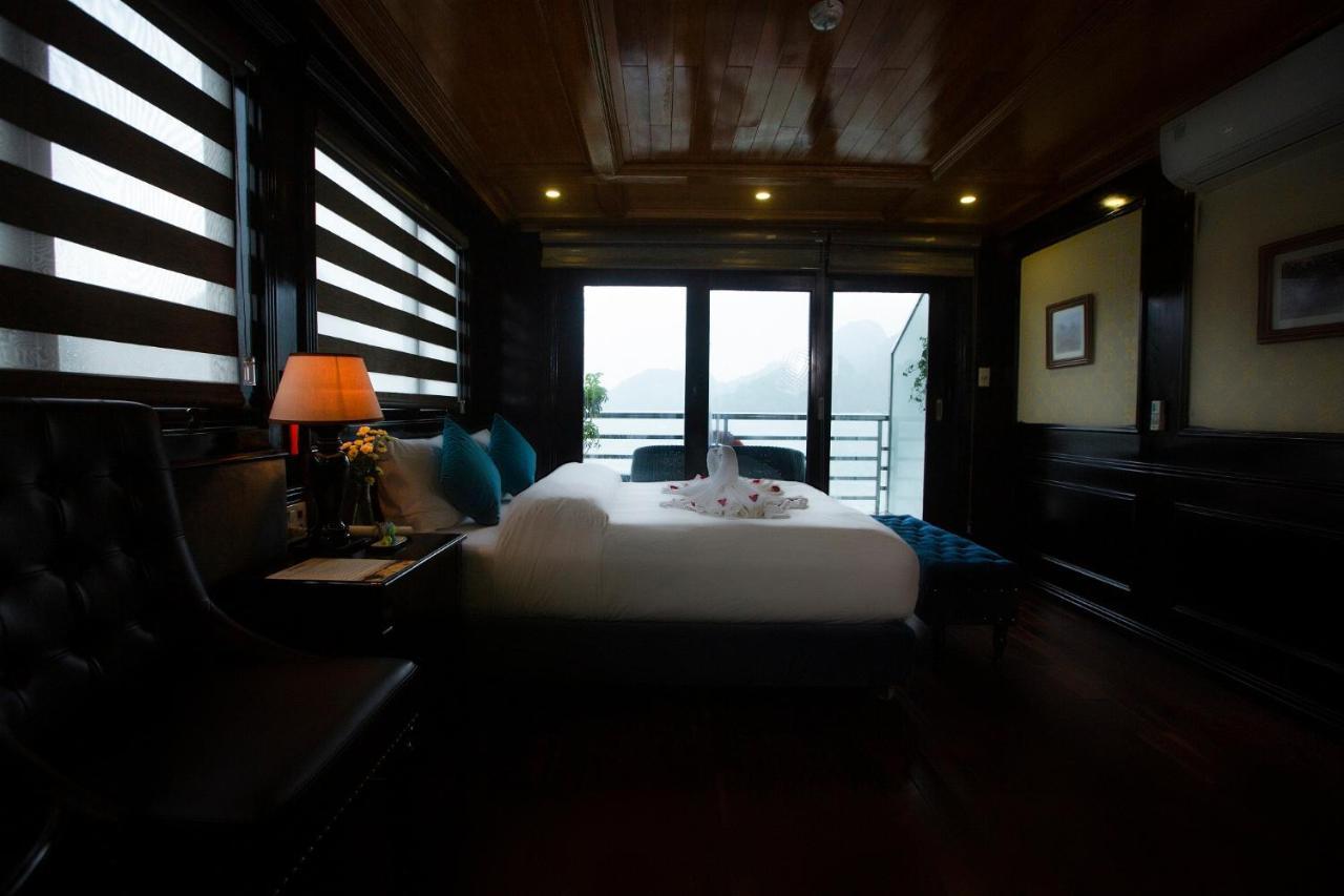 Cat Ba Ocean Cruise Hotel Ha Long Exterior photo